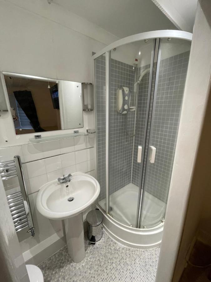 Alder En-Suites Self-Catering With Private Shower 1 Саутгемптон Экстерьер фото